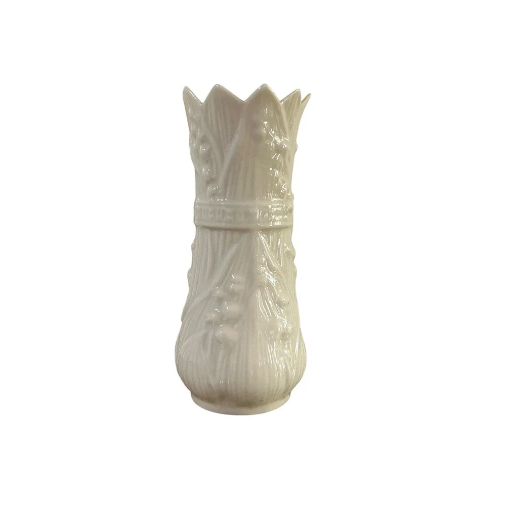Belleek Lily of the Valley Vase 7
